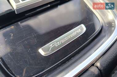 Фастбэк Porsche Panamera 2022 в 