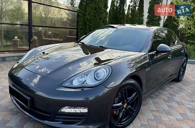 Porsche Panamera 2012 Porsche Panamera 2012