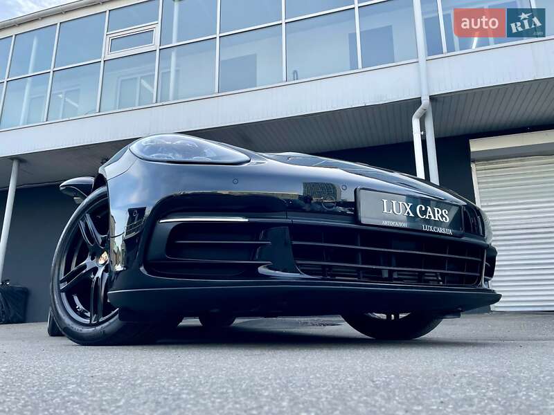 Фастбэк Porsche Panamera 2020 в Киеве