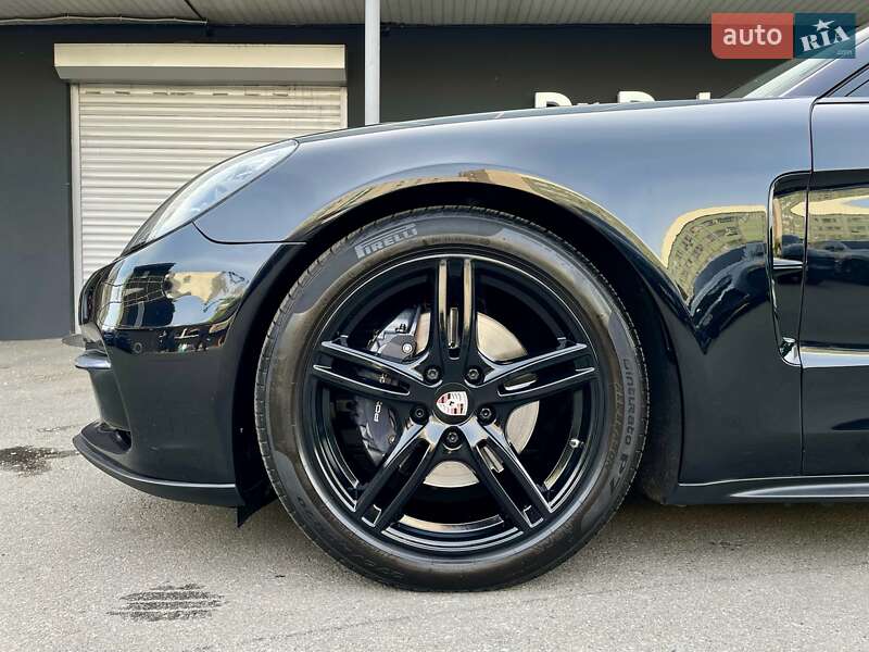 Фастбэк Porsche Panamera 2020 в Киеве