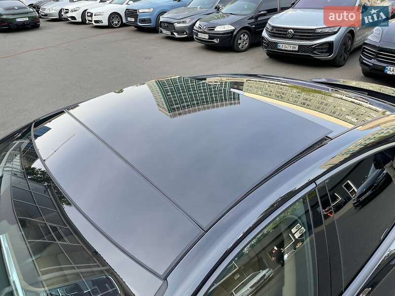 Фастбэк Porsche Panamera 2020 в Киеве