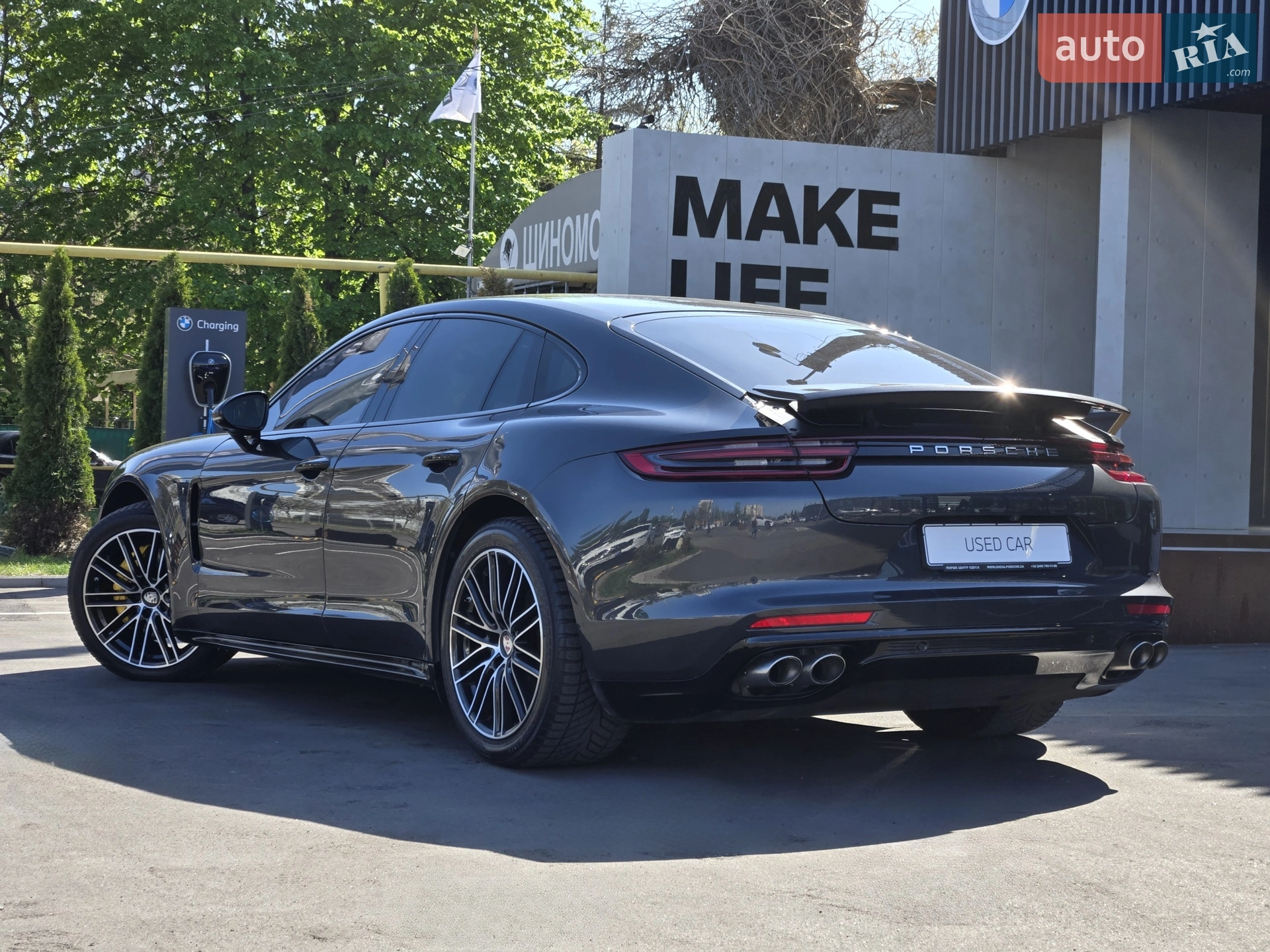 2017 Porsche Panamera - мініатюра 2