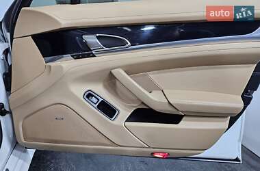 Фастбэк Porsche Panamera 2010 в 