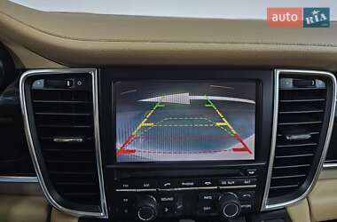 Фастбэк Porsche Panamera 2010 в 