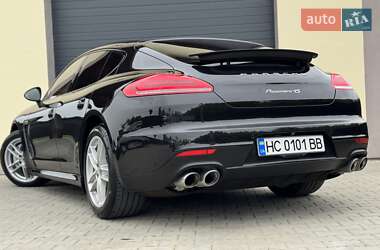 Фастбек Porsche Panamera 2013 в 