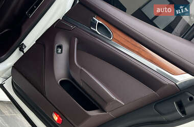 Фастбэк Porsche Panamera 2012 в 
