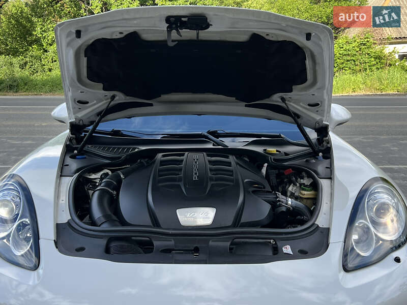 Фастбэк Porsche Panamera 2012 в Днепре