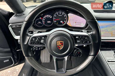 Фастбэк Porsche Panamera 2017 в 