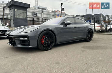 Фастбек Porsche Panamera 2024 в 