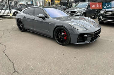 Фастбек Porsche Panamera 2024 в 