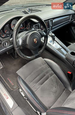 Фастбек Porsche Panamera 2013 в 