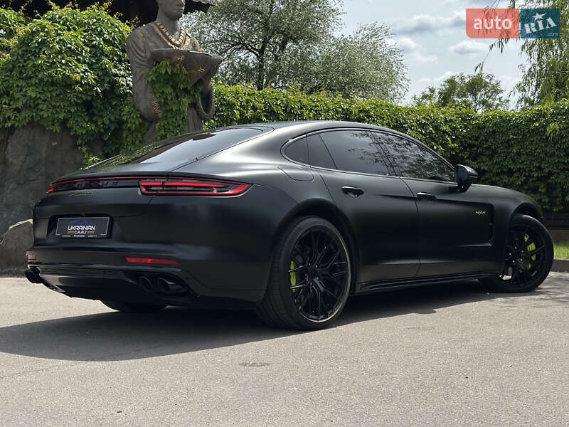 Универсал Porsche Panamera 2017 в Днепре
