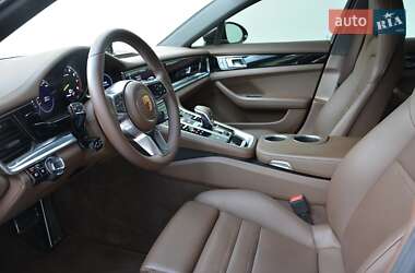 Фастбек Porsche Panamera 2019 в 