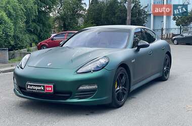 Porsche Panamera 2010 Porsche Panamera 2010