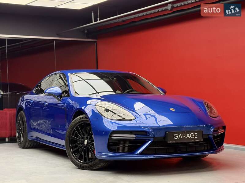 Porsche Panamera 2018