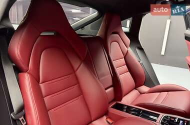 Фастбэк Porsche Panamera 2018 в 