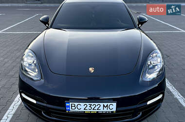Фастбэк Porsche Panamera 2018 в 