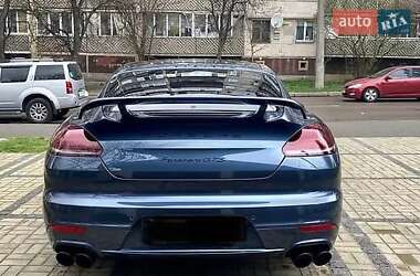 Фастбэк Porsche Panamera 2013 в Киеве