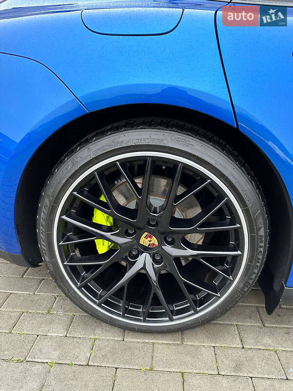 Фастбек Porsche Panamera 2018 в Києві фото 5 Фастбек Porsche Panamera 2018 в Києві