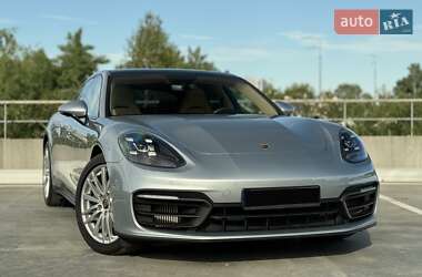 Фастбек Porsche Panamera 2021 в 