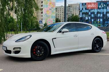Porsche Panamera 2010 Porsche Panamera 2010