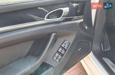 Фастбек Porsche Panamera 2014 в 