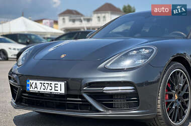 Фастбэк Porsche Panamera 2017 в 