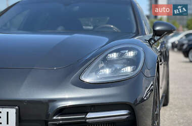 Фастбэк Porsche Panamera 2017 в 