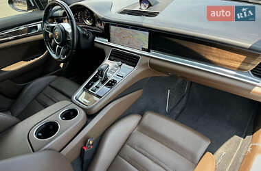 Фастбэк Porsche Panamera 2017 в 