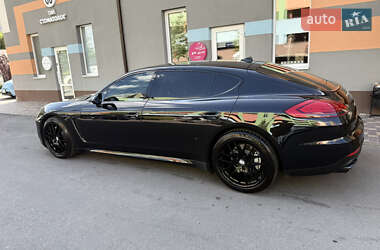 Фастбэк Porsche Panamera 2013 в 