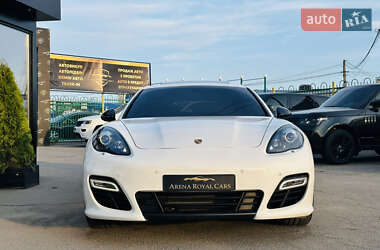 Фастбэк Porsche Panamera 2010 в 