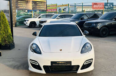 Фастбэк Porsche Panamera 2010 в 
