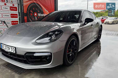 Фастбэк Porsche Panamera 2016 в 