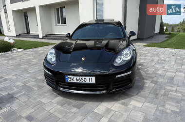 Porsche Panamera 2014