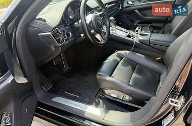 Фастбэк Porsche Panamera 2014 в 
