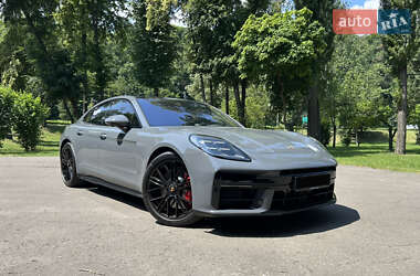 Фастбек Porsche Panamera 2024 в Києві