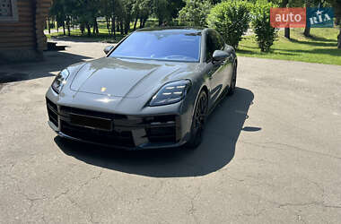 Фастбэк Porsche Panamera 2024 в 