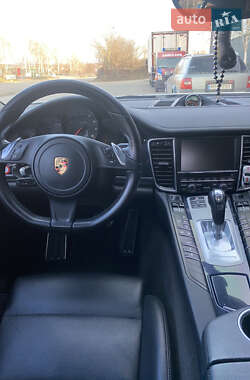 Фастбэк Porsche Panamera 2015 в 