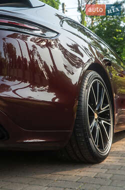 Универсал Porsche Panamera 2018 в 