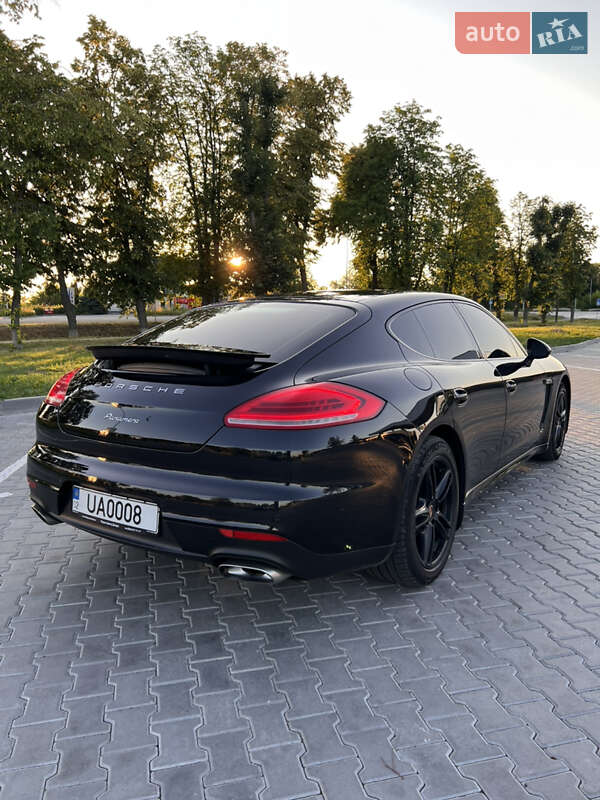 Фастбэк Porsche Panamera 2013 в Виннице фото 9 Фастбэк Porsche Panamera 2013 в Виннице