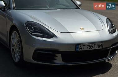 Фастбэк Porsche Panamera 2017 в 