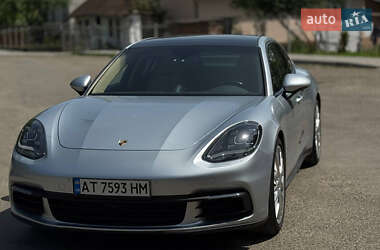 Фастбэк Porsche Panamera 2017 в 