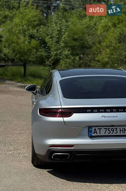 Фастбэк Porsche Panamera 2017 в 