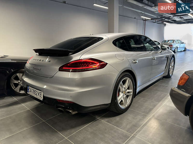 Фастбэк Porsche Panamera 2014 в Умани фото 3 Фастбэк Porsche Panamera 2014 в Умани