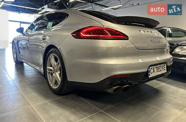 Фастбэк Porsche Panamera 2014 в 
