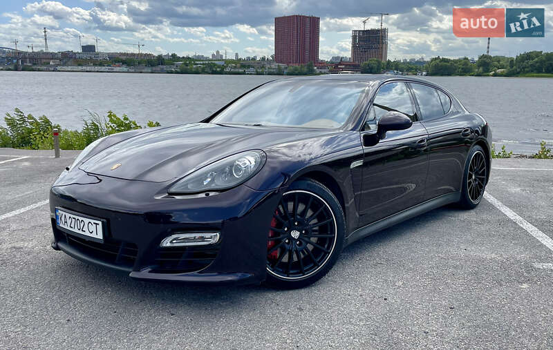 Porsche Panamera 2012