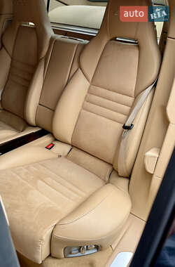 Фастбэк Porsche Panamera 2012 в 