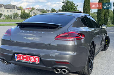 Фастбэк Porsche Panamera 2016 в Дубно