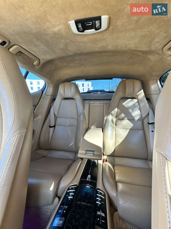 Фастбек Porsche Panamera 2010 в Хмельницькому