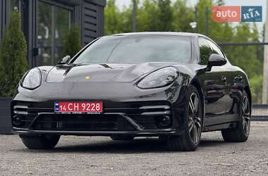 Фастбэк Porsche Panamera 2016 в Львове